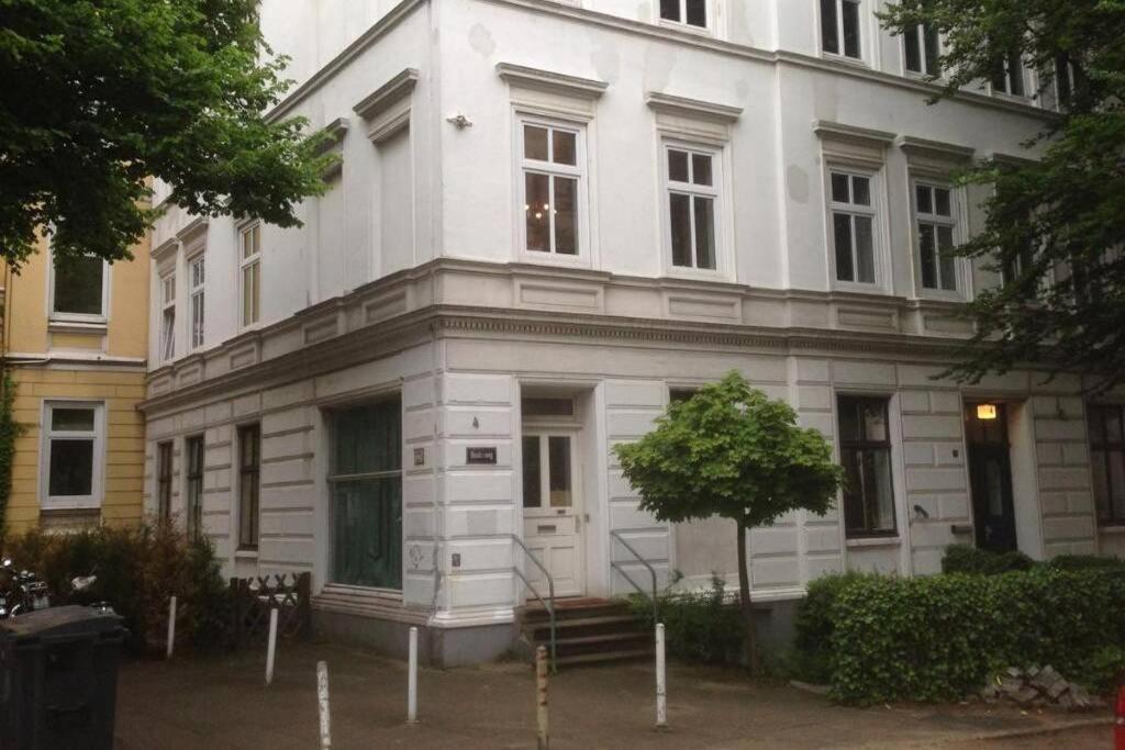 Grosszuegige Altbauwohnung In Bestlage هامبورغ المظهر الخارجي الصورة